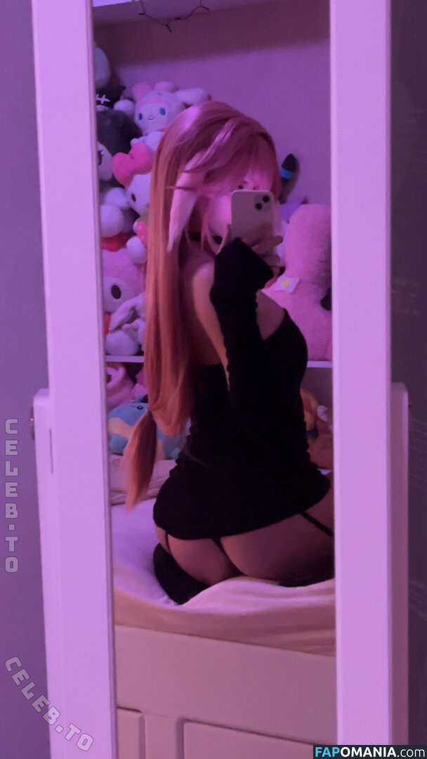 Isi.cosplay / isi.cos / isii.cos Nahý OnlyFans  Uniklá fotka #7
