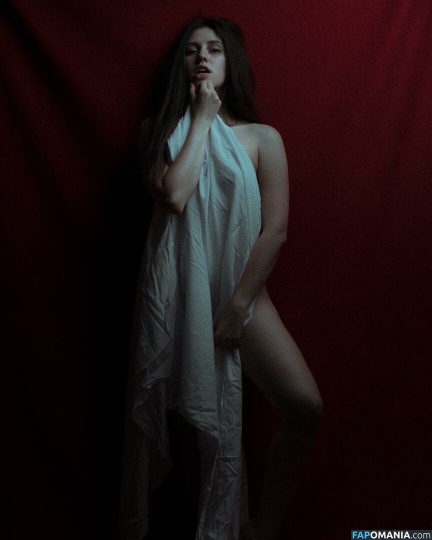 isyourgirlangie / isyourgirlangie_ Nahý OnlyFans  Uniklá fotka #1