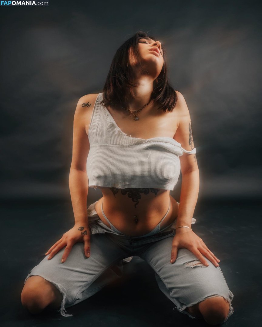 isyourgirlangie / isyourgirlangie_ Nahý OnlyFans  Uniklá fotka #10