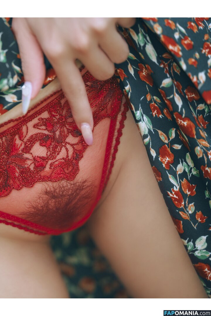 Itou Mayuki / https: / mayukiito / myk__gram Nahý OnlyFans  Uniklá fotka #10