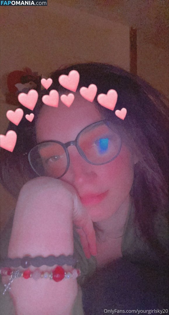 itsyagirlsky Nahý OnlyFans  Uniklá fotka #27
