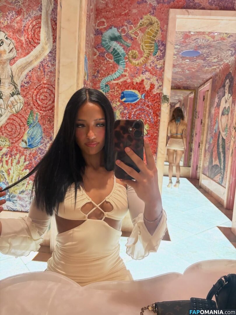 Izzy Baron / izzyb_00 Nahý OnlyFans  Uniklá fotka #2