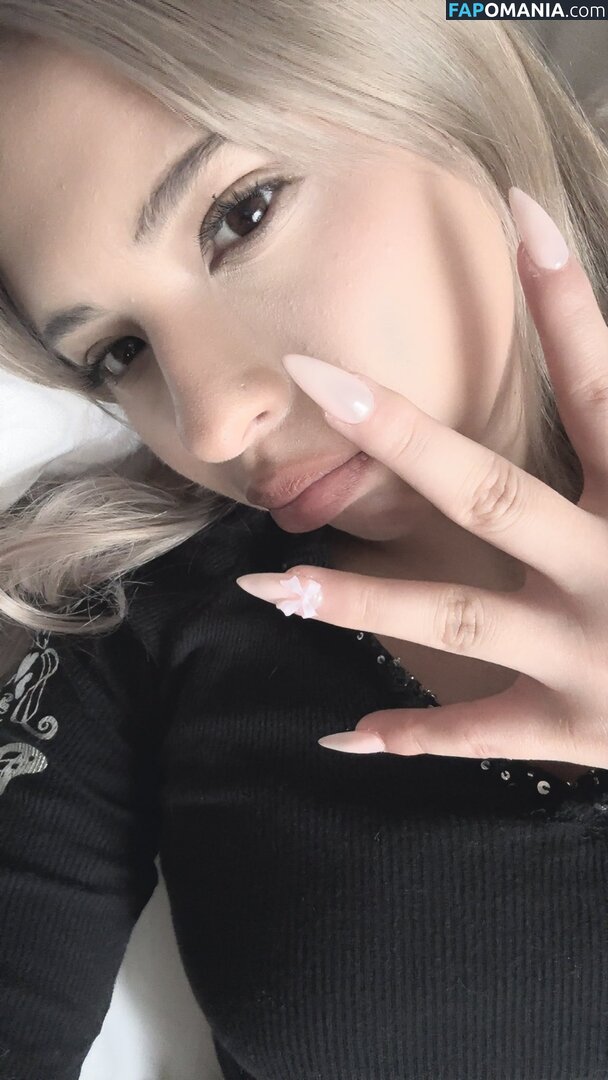 Izzy Rivas / imlizarey / izz1.r Nahý OnlyFans  Uniklá fotka #17