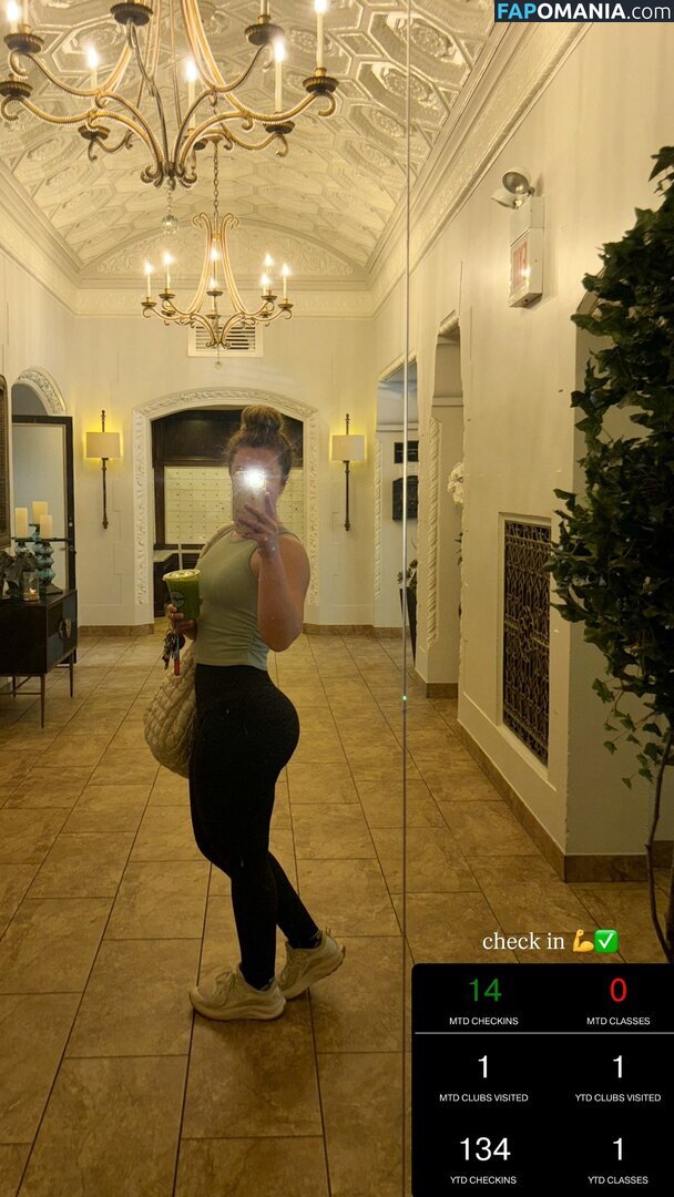 Jacindatravels_ / peachycaro Nahý OnlyFans  Uniklá fotka #7