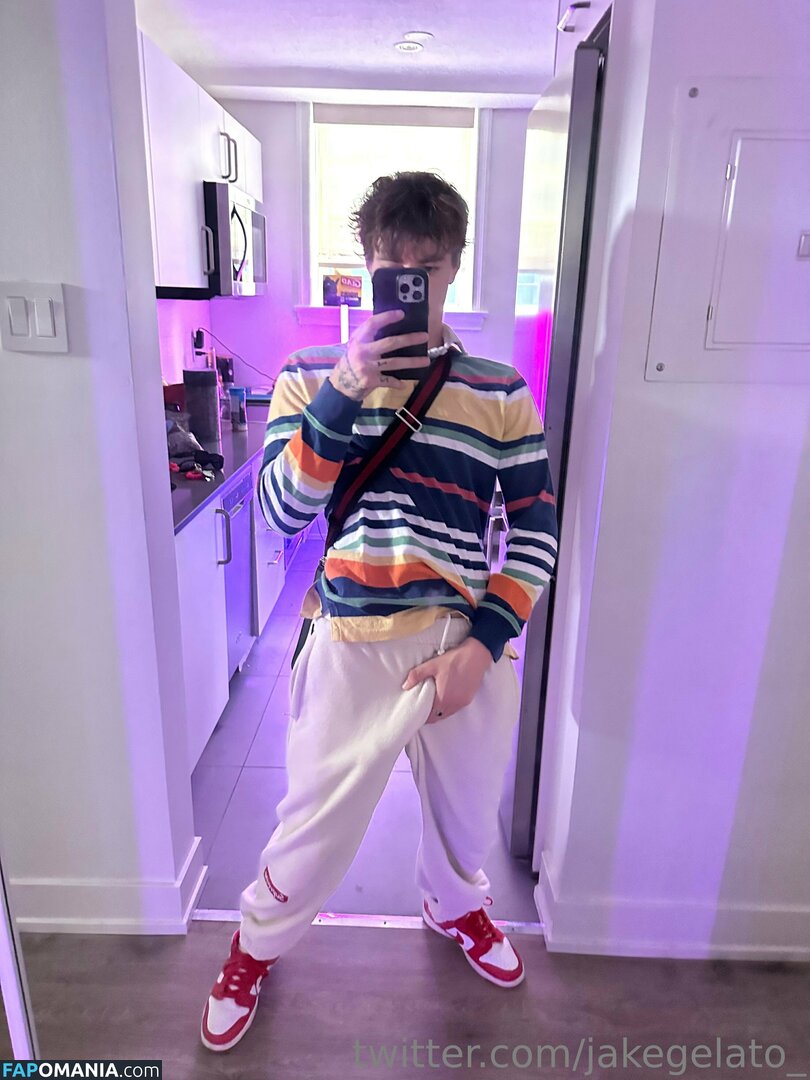 jakegelato / jakeintheclouds Nahý OnlyFans  Uniklá fotka #37