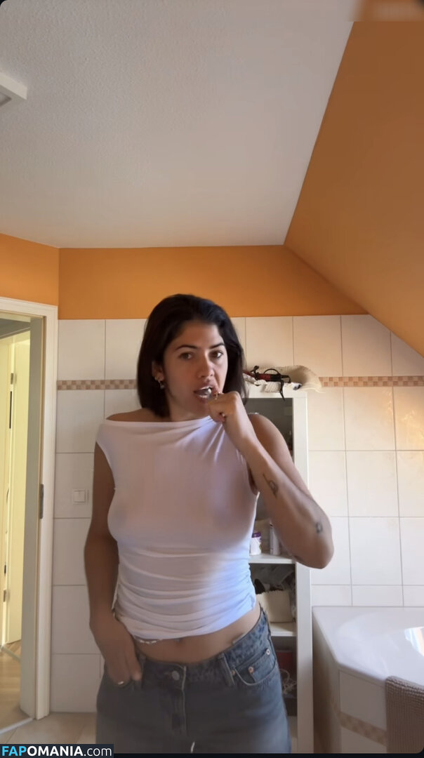 Jeannie-Naomi Wagner / jeanniejuice / prinzessinjeanniefee Nahý OnlyFans  Uniklá fotka #70
