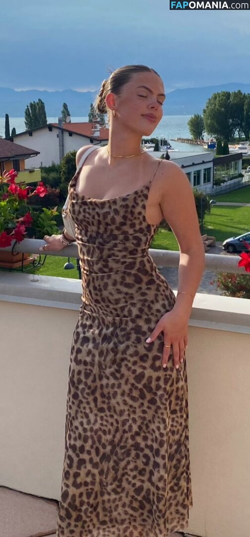 Jelle Karbstein / Jellefeline / jelenajensen Nahý OnlyFans  Uniklá fotka #179