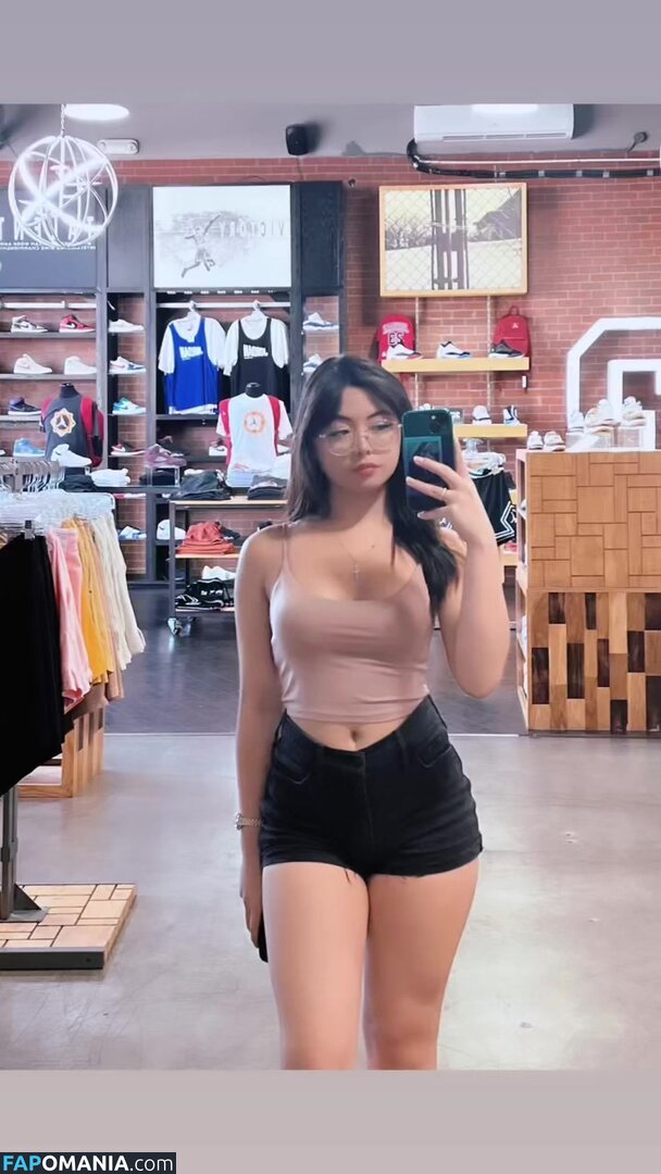 Jenevie Delloson / jenevie_delloson Nahý OnlyFans  Uniklá fotka #15