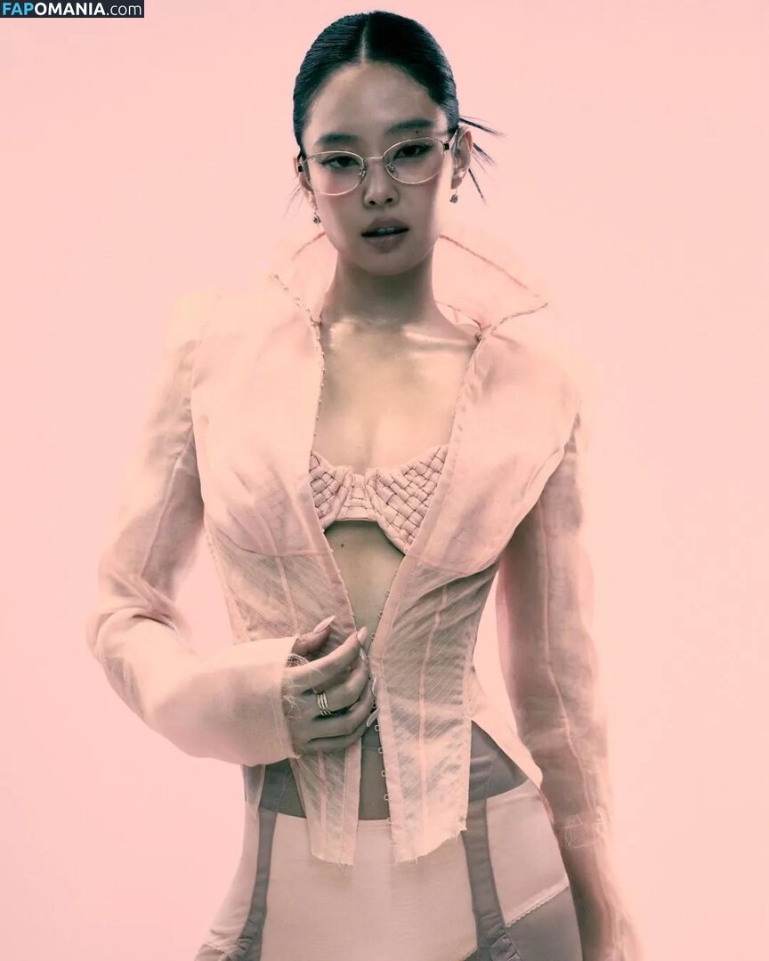 Blackpink / Jennie | BLΛƆKPIИK / jennierubyjane / sheflieshigh Nahý OnlyFans  Uniklá fotka #512