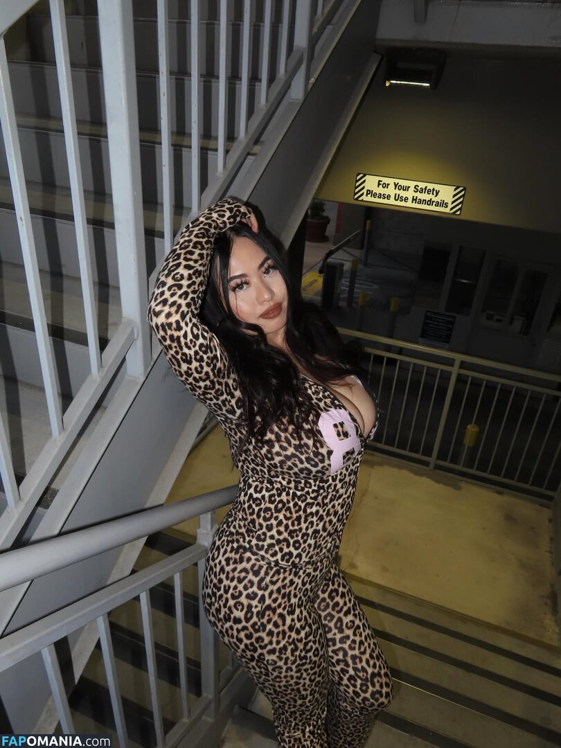 Jennifer Vang / jennifervang_ Nahý OnlyFans  Uniklá fotka #12