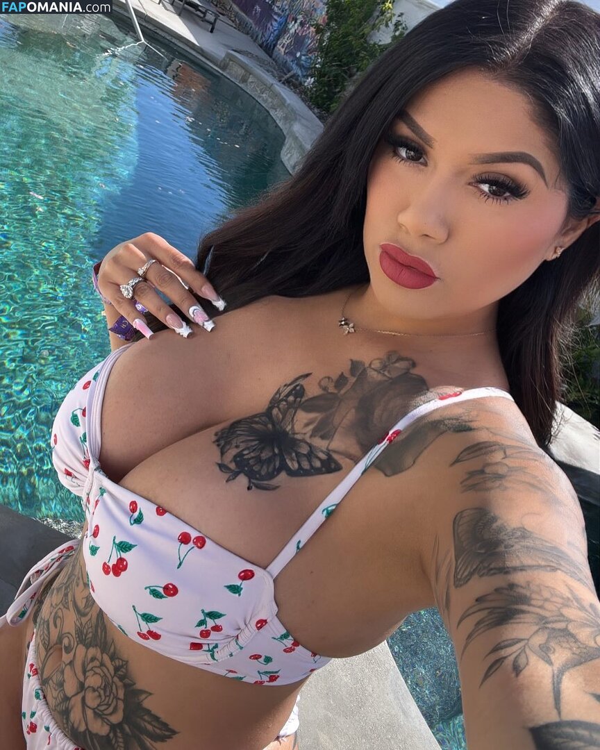 Jessica Elliott / Jessica Estrada / https: / jesslilyelliott / pinky_von_tease / pinkyvont Nahý OnlyFans  Uniklá fotka #2