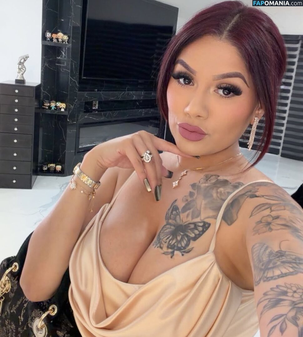 Jessica Elliott / Jessica Estrada / https: / jesslilyelliott / pinky_von_tease / pinkyvont Nahý OnlyFans  Uniklá fotka #13