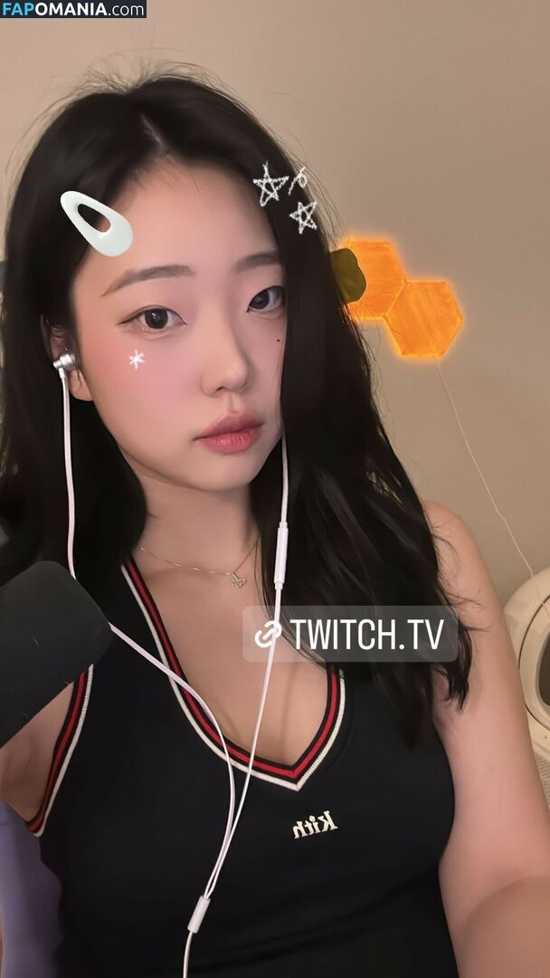 AGirlAndAGame / Jessica / h.yojeong / jessicahkim / jessicanigri Nahý OnlyFans  Uniklá fotka #50