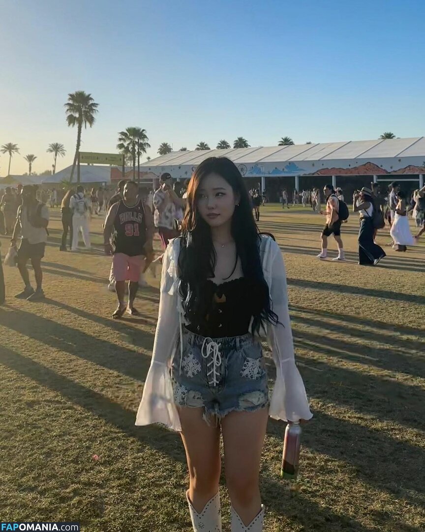 AGirlAndAGame / Jessica / h.yojeong / jessicahkim / jessicanigri Nahý OnlyFans  Uniklá fotka #250