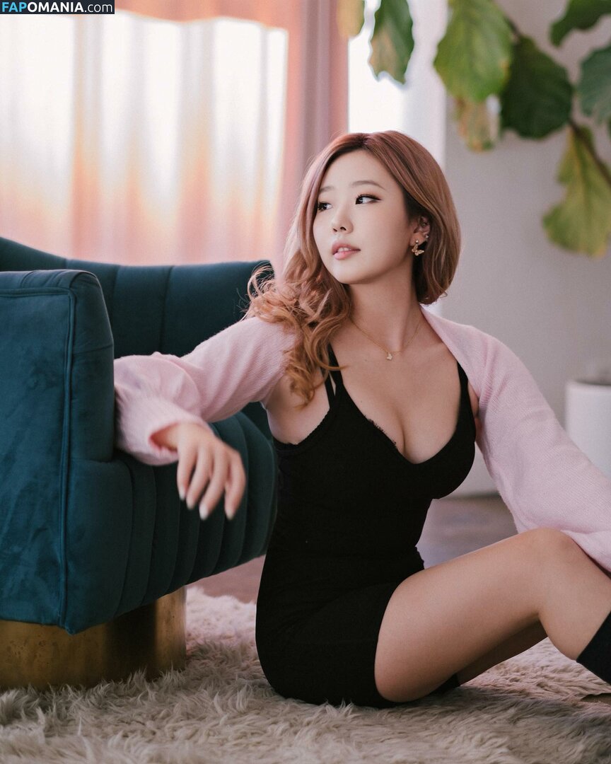 AGirlAndAGame / Jessica / h.yojeong / jessicahkim / jessicanigri Nahý OnlyFans  Uniklá fotka #844