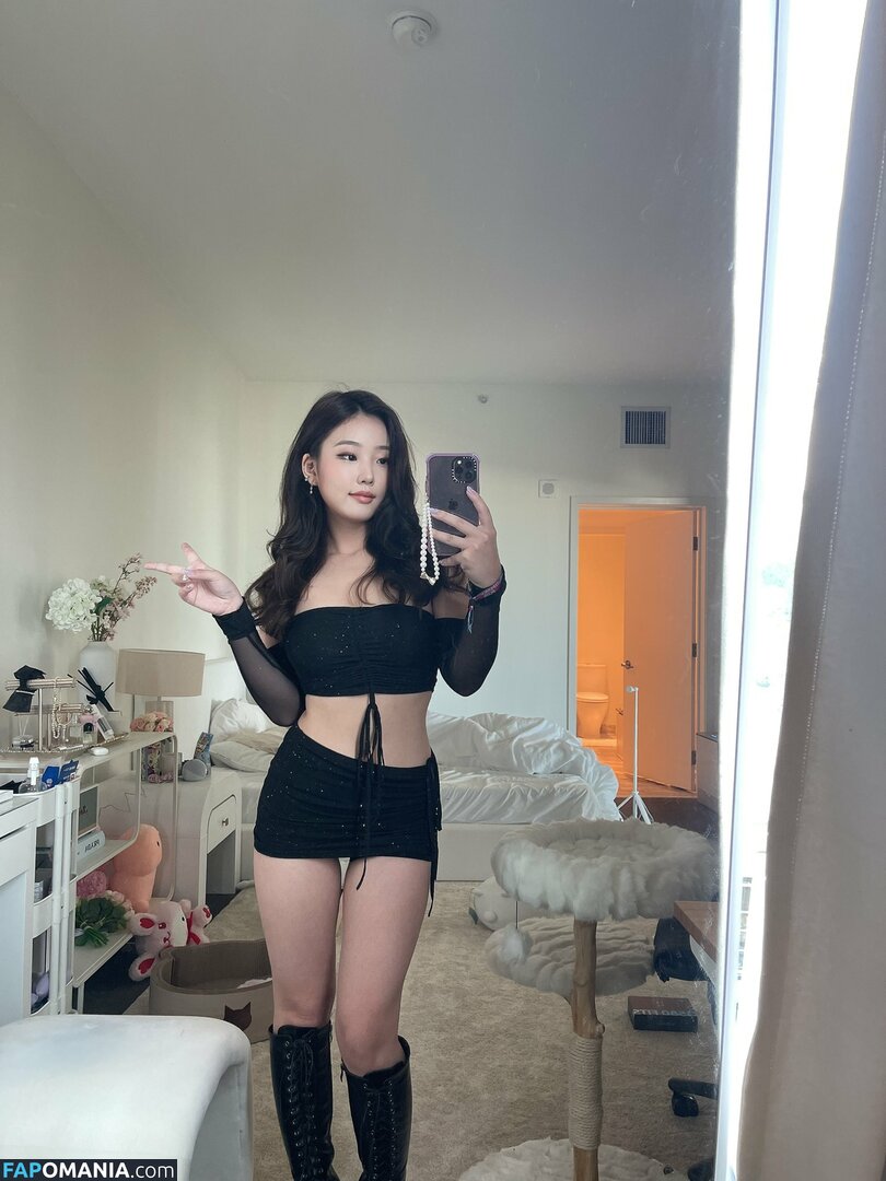 AGirlAndAGame / Jessica / h.yojeong / jessicahkim / jessicanigri Nahý OnlyFans  Uniklá fotka #879