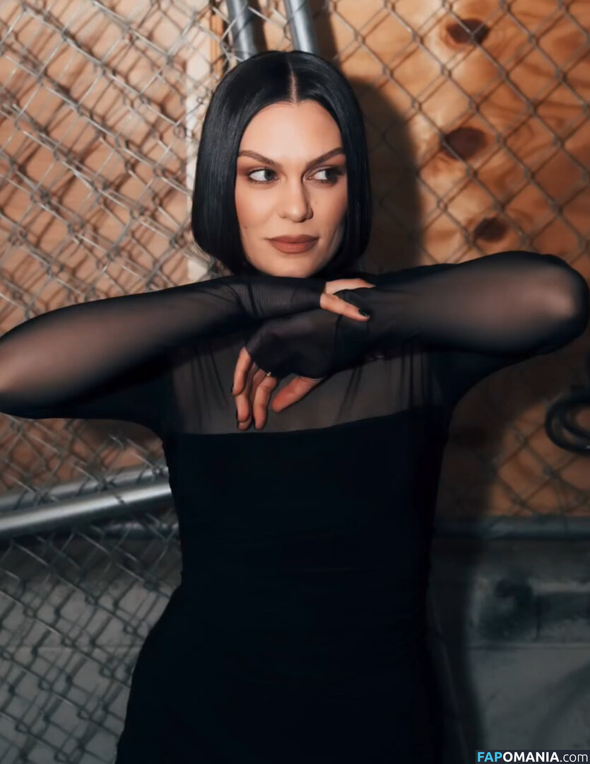 Jessie J / https: / jessie-j / jessiej Nahý OnlyFans  Uniklá fotka #182