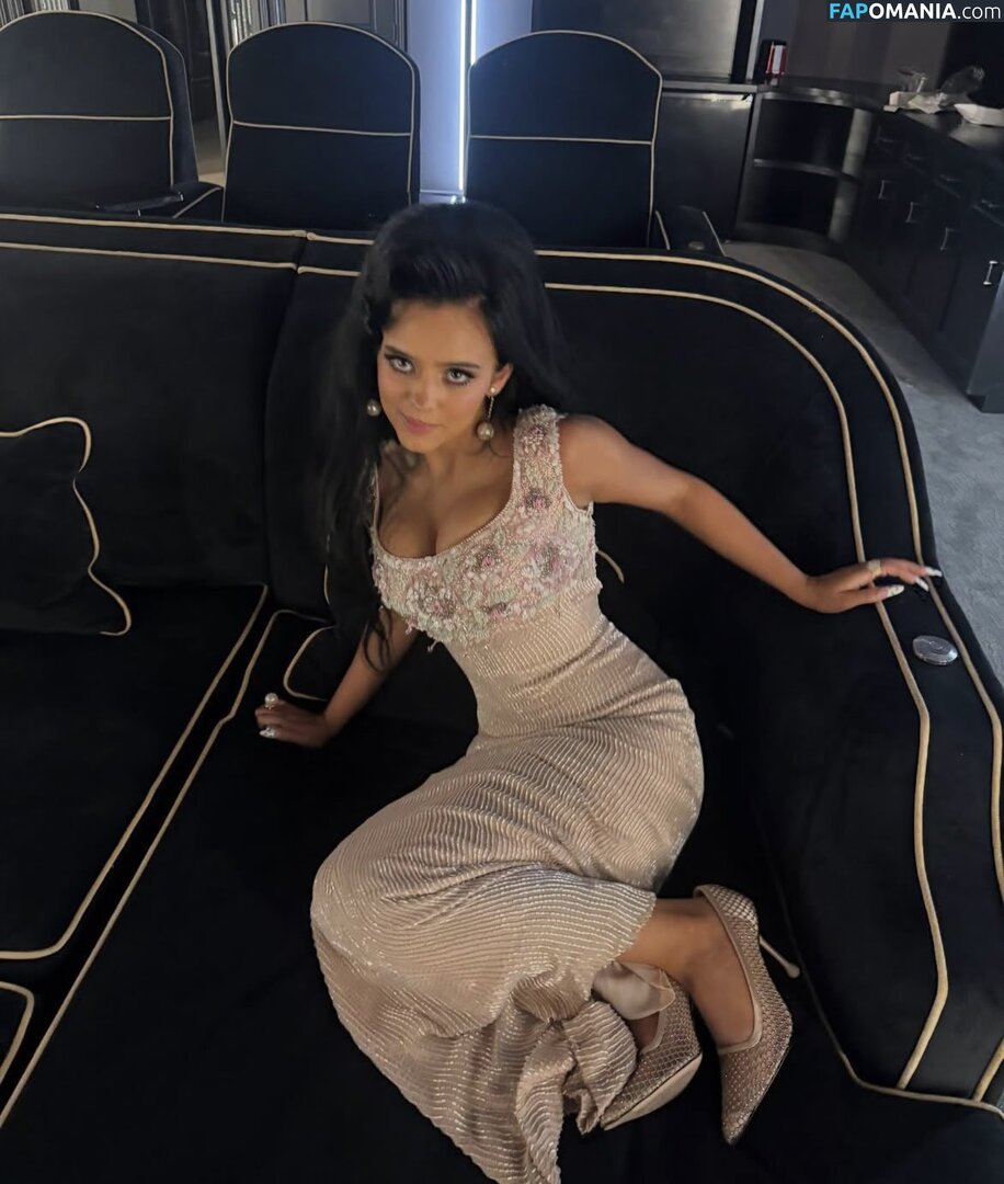 Jessie Murph / jessiemurphhh / playfullyfunsized Nahý OnlyFans  Uniklá fotka #15