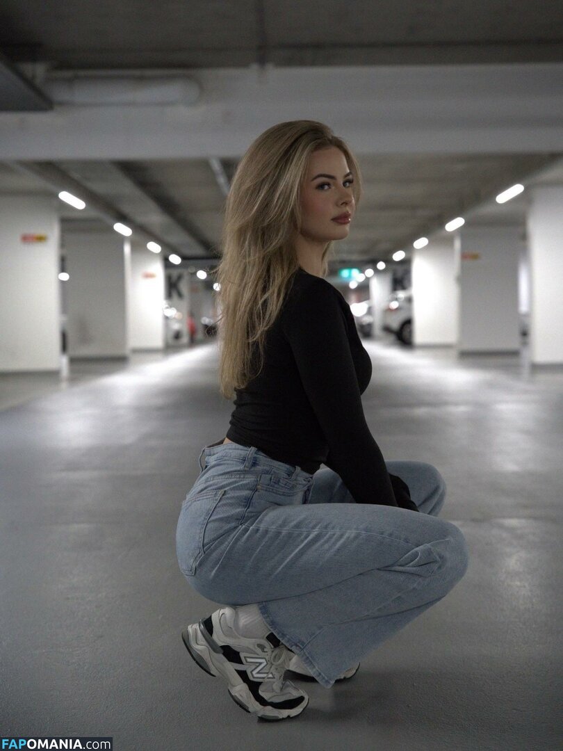 Jill van Hoof / jillgt_jillvanhoof / jillvanhoofx / jillvanhoofxx / jillx / 𝐽𝑖𝑙𝑙 𝑣𝑎𝑛 𝐻𝑜𝑜𝑓 Nahý OnlyFans  Uniklá fotka #15
