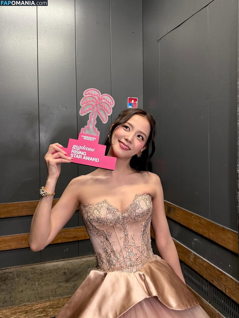 BLACKPINK / Jisoo / qenshizu / sooyaaa__ Nahý OnlyFans  Uniklá fotka #621