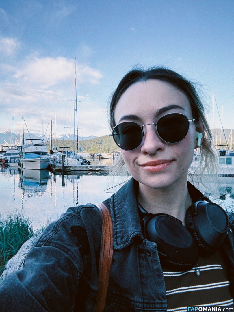 Jodelle Ferland / jodellemicah Nahý OnlyFans  Uniklá fotka #4