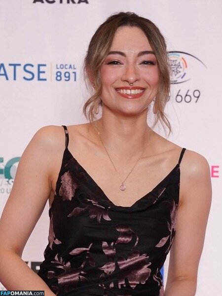 Jodelle Ferland / jodellemicah Nahý OnlyFans  Uniklá fotka #6