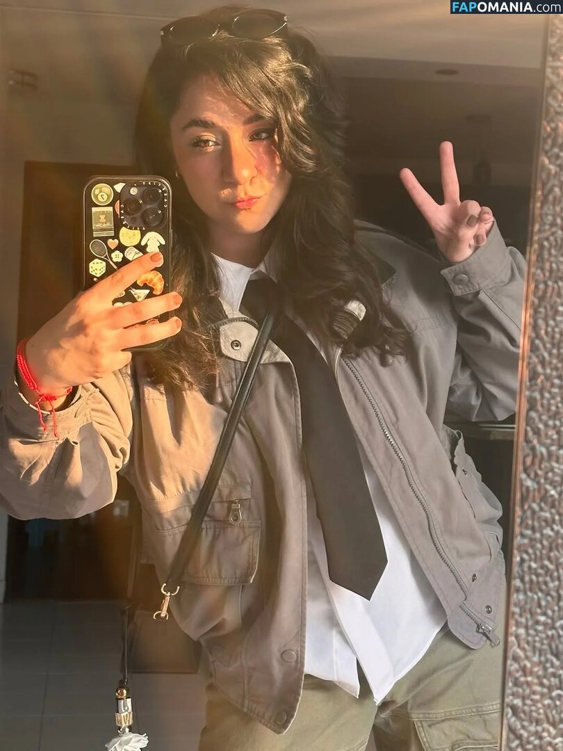 Josahandry Lia / josahandrylia / liasmooda Nahý OnlyFans  Uniklá fotka #121