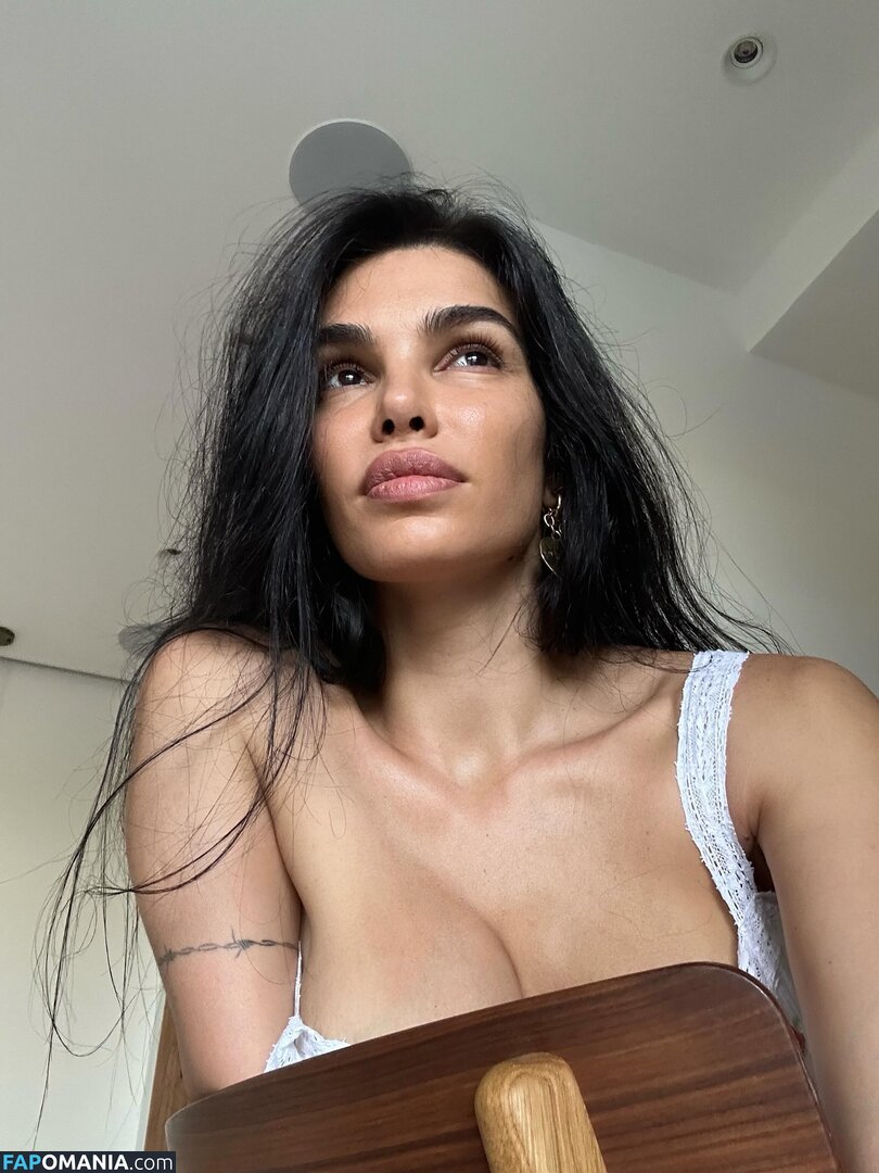 Jovana Djordjevic / callmelolita Nahý OnlyFans  Uniklá fotka #16