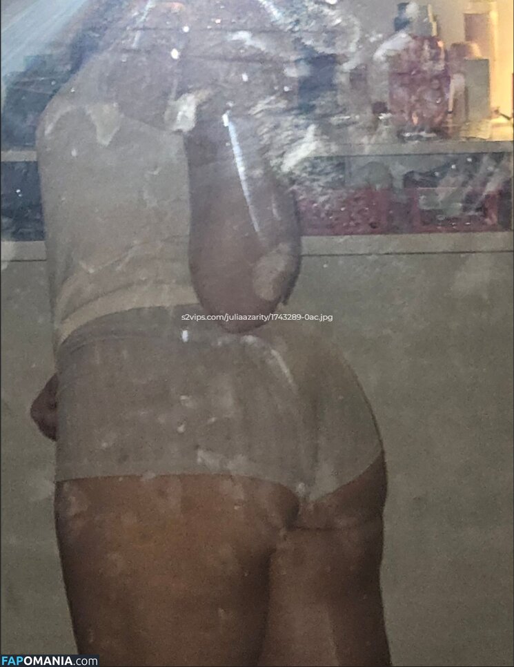 Julia Azarity / julia_azari / juliaazarity Nahý OnlyFans  Uniklá fotka #1