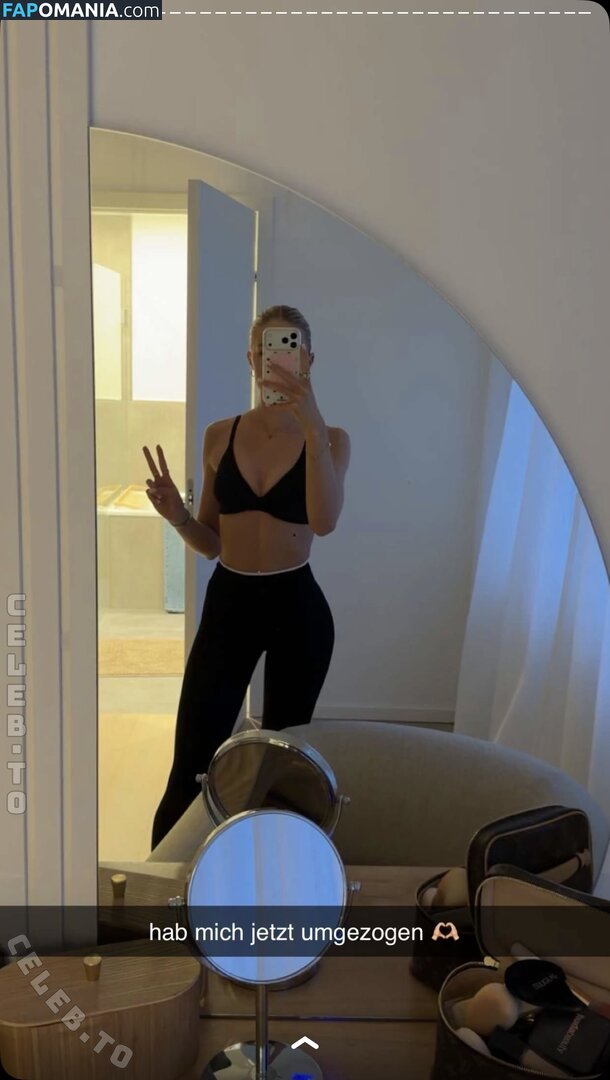 Julia Eumel / julia.eumell Nahý OnlyFans  Uniklá fotka #2