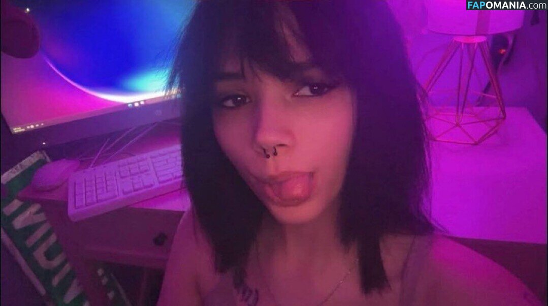 Julia Graham / https: / teasingmoon / teasingmoon... / temptedevil / temptedevil... Nahý OnlyFans  Uniklá fotka #14