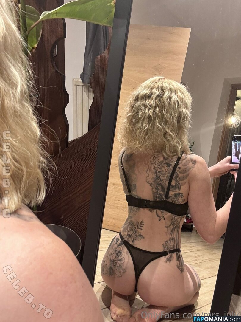 Julia Kern / july_kern_ / mrs_july Nahý OnlyFans  Uniklá fotka #3
