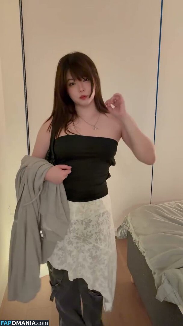 Júlia Nakamura / Mayumi / jumayumin1 Nahý OnlyFans  Uniklá fotka #22