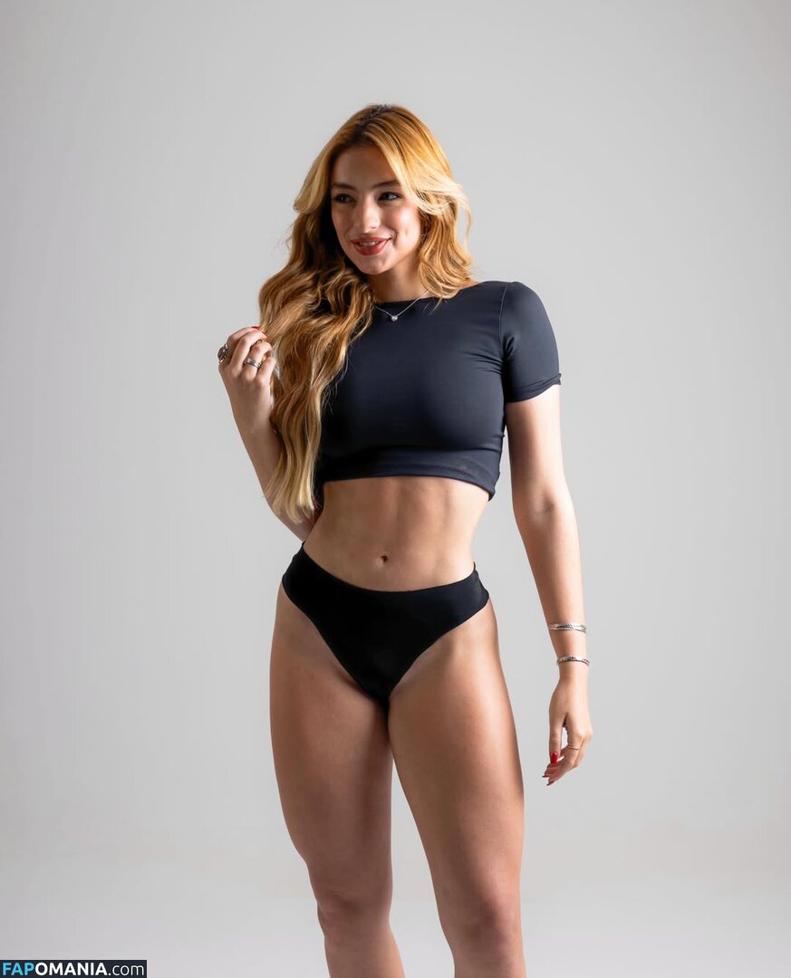Julia Puzzuoli / juliapuzzuoli Nahý OnlyFans  Uniklá fotka #3
