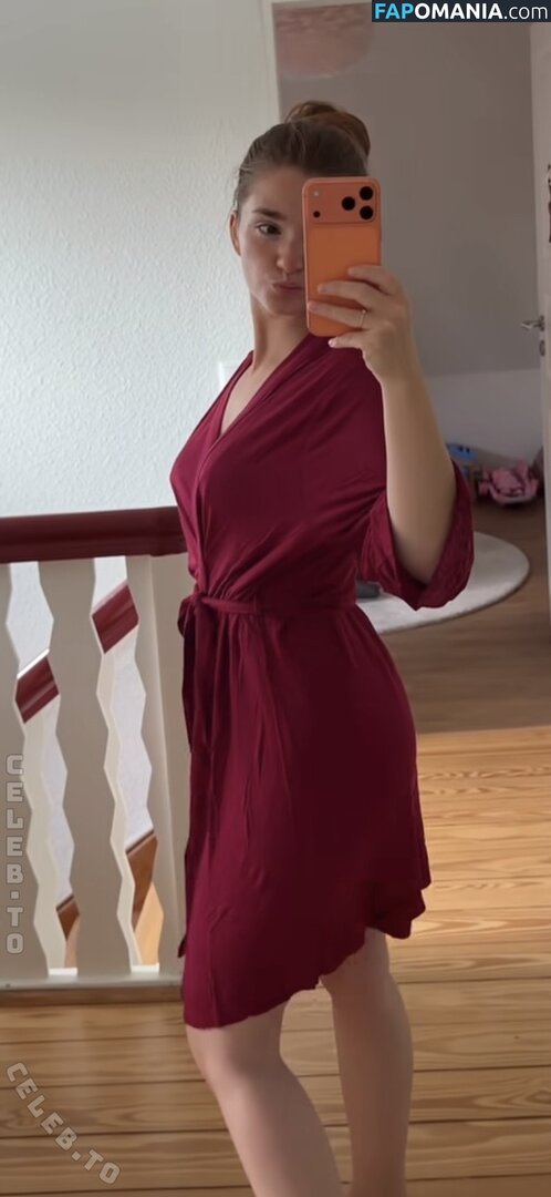 Julia Schulze / Julita_fit / julia.thiele_family Nahý OnlyFans  Uniklá fotka #9