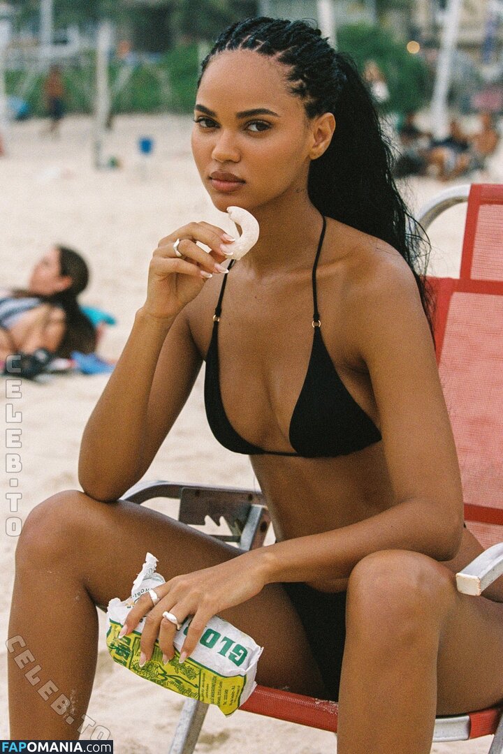 Juliana Nalu / https: / juliananalu / naluando / nalujuliana Nahý OnlyFans  Uniklá fotka #306