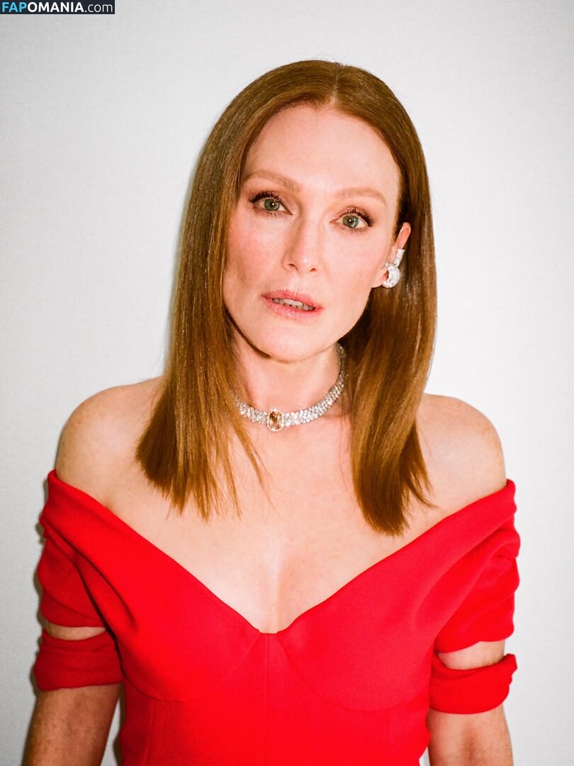 Julianne Moore / juliana_moore / juliannemoore Nahý OnlyFans  Uniklá fotka #1