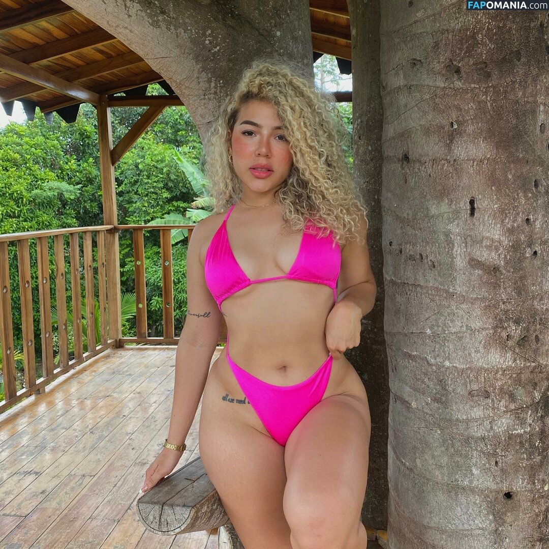 Julie Martinez / julia4444 / julimartinez_111 Nahý OnlyFans  Uniklá fotka #2