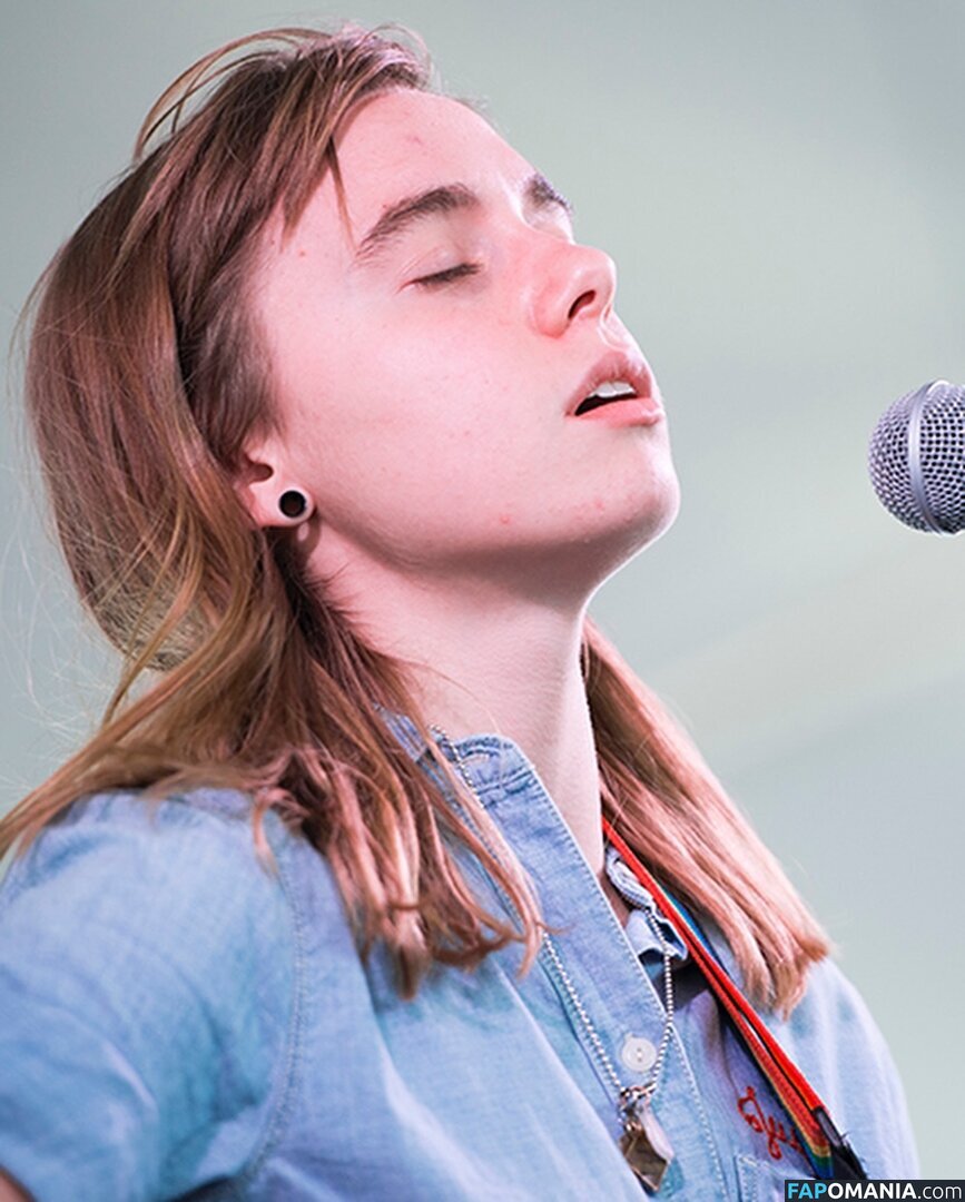 Julien Baker / julienrbaker Nahý OnlyFans  Uniklá fotka #10