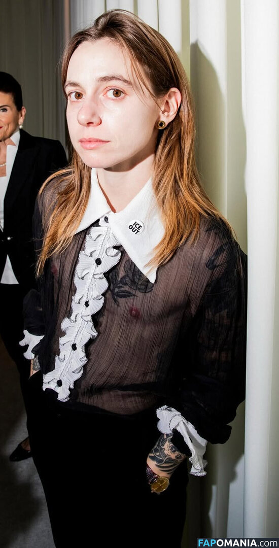 Julien Baker / julienrbaker Nahý OnlyFans  Uniklá fotka #11