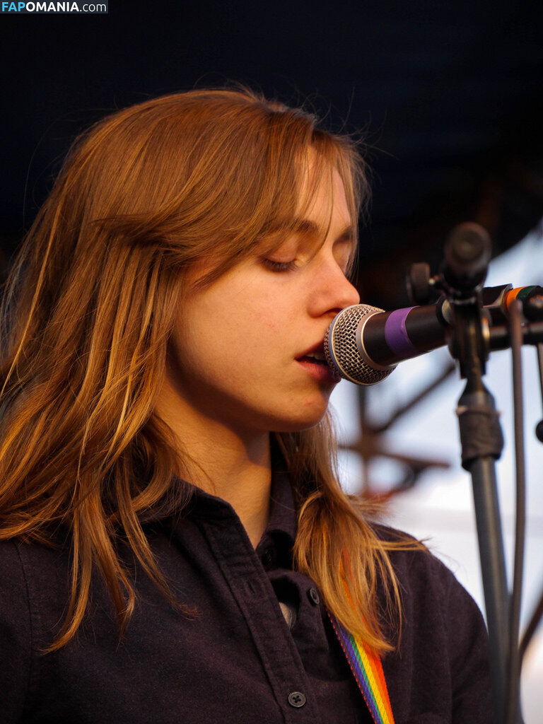 Julien Baker / julienrbaker Nahý OnlyFans  Uniklá fotka #13