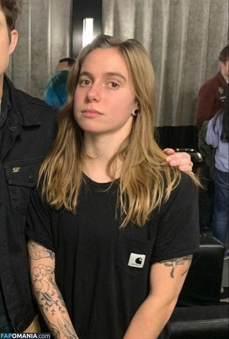 Julien Baker / julienrbaker Nahý OnlyFans  Uniklá fotka #22