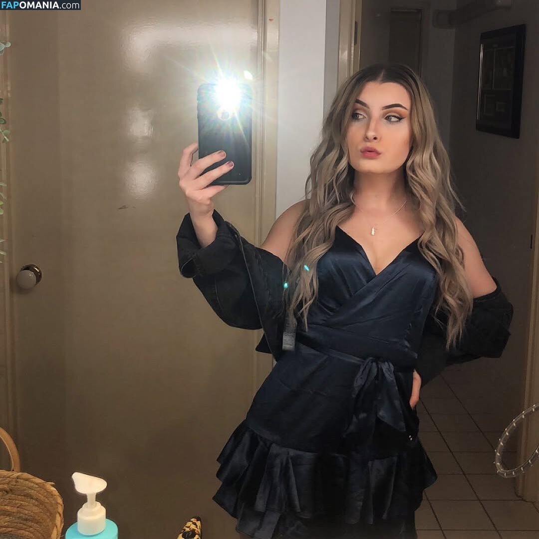 __julsssx / julsxxx Nahý OnlyFans  Uniklá fotka #1