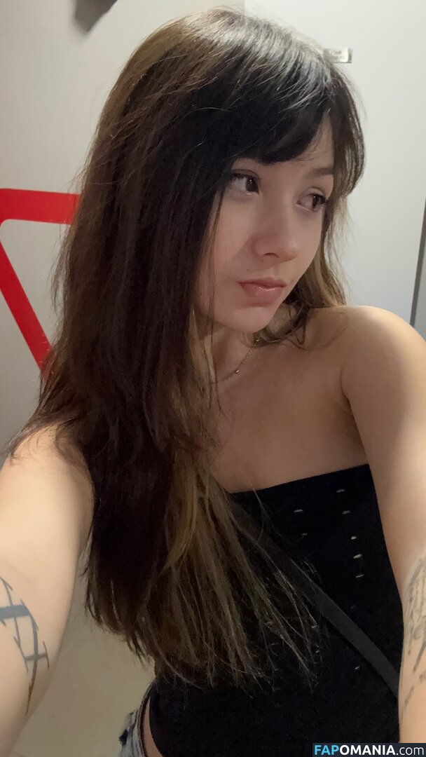 juudtk / juukls Júlia Beatriz Nahý OnlyFans  Uniklá fotka #139