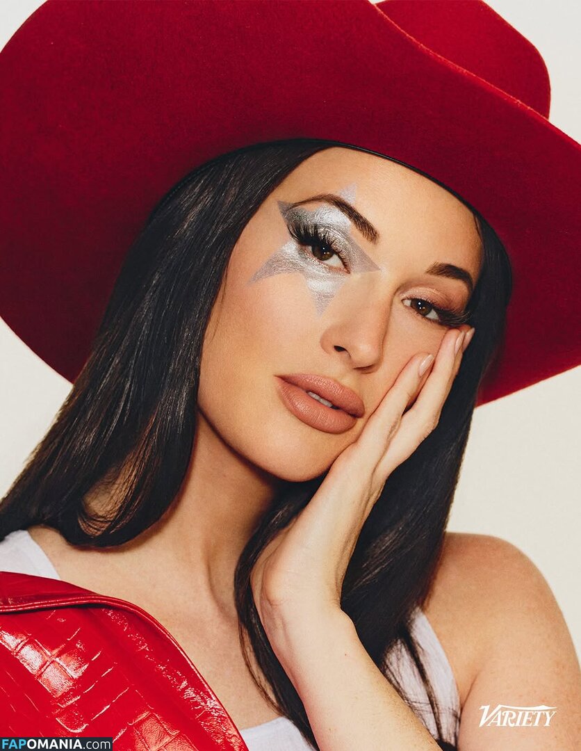 Kacey Musgraves / heavenlyyhazel / spaceykacey Nahý OnlyFans  Uniklá fotka #10