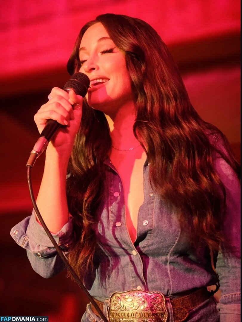 Kacey Musgraves / heavenlyyhazel / spaceykacey Nahý OnlyFans  Uniklá fotka #30
