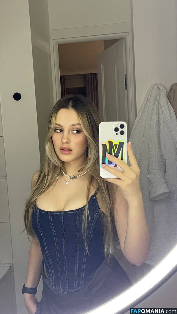 kae4ka / kake4u / whatkayawants Nahý OnlyFans  Uniklá fotka #2