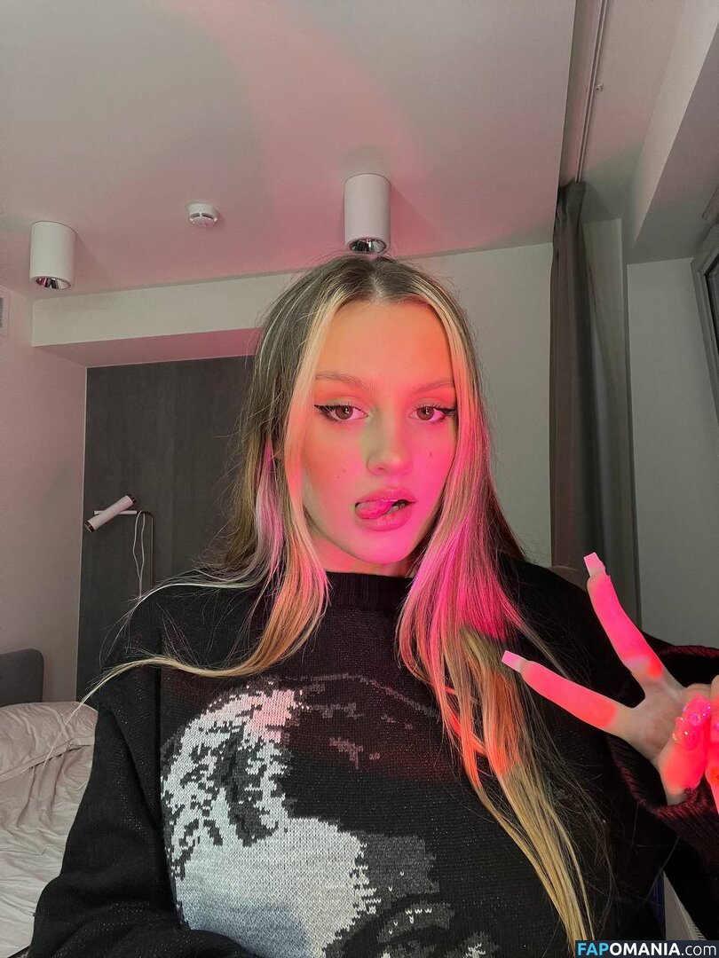 kae4ka / kake4u / whatkayawants Nahý OnlyFans  Uniklá fotka #6