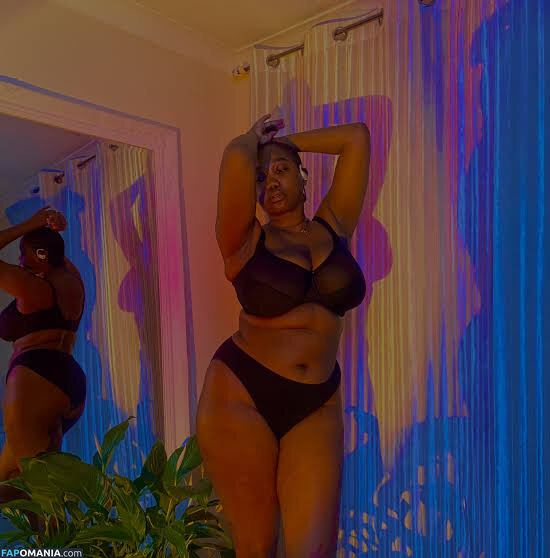 KAEEMAE Nahý OnlyFans  Uniklá fotka #1