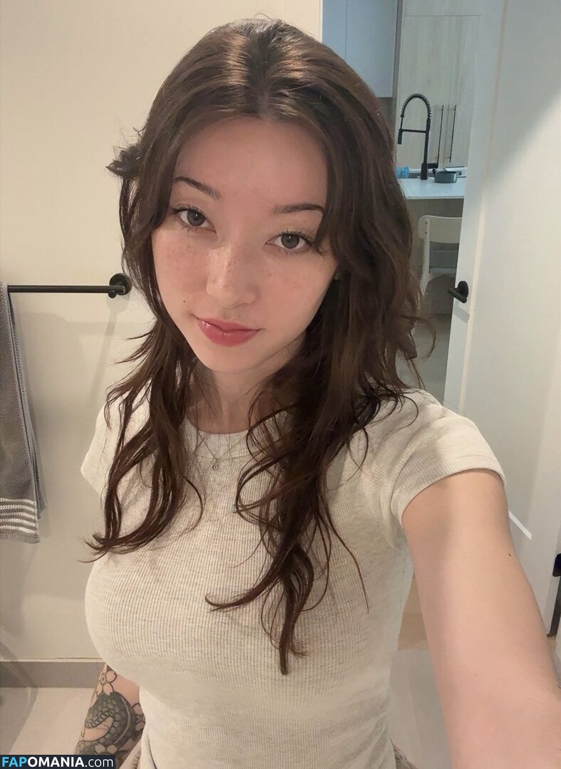kaerisake Nahý OnlyFans  Uniklá fotka #3
